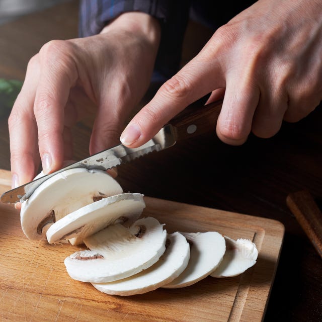 Nấm là thực phẩm có mật độ dinh dưỡng cao.