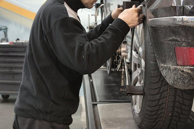 Các nguyên nhân ô tô bị lệch lái - Ảnh 3. Các nguyên nhân ô tô bị lệch lái - Ảnh 3.