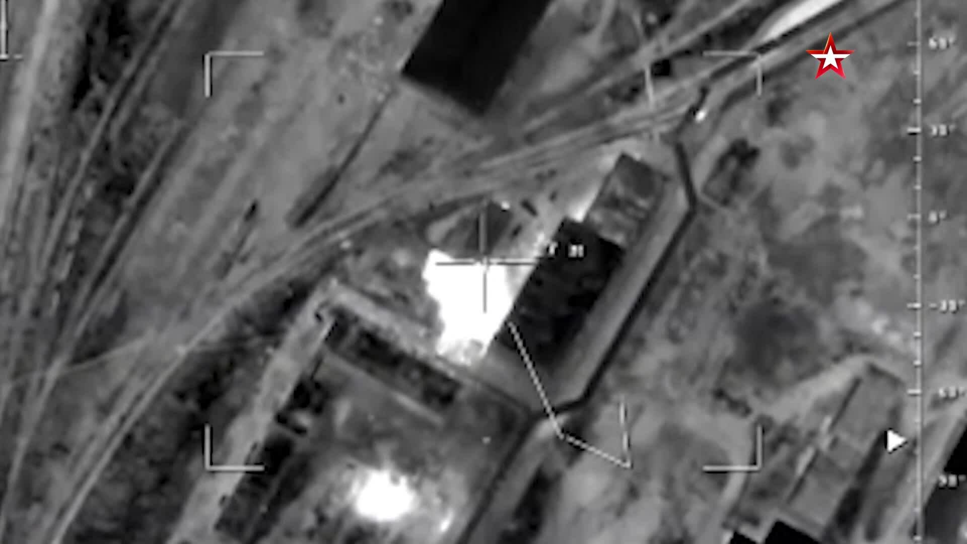 Tên lửa siêu vượt âm Nga tấn công sở chỉ huy Ukraine