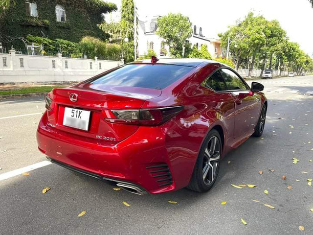 Sau 4 năm lăn bánh, hàng hiếm Lexus RC 200t vẫn được định giá bằng 2/3 giá mua ban đầu - Ảnh 9.