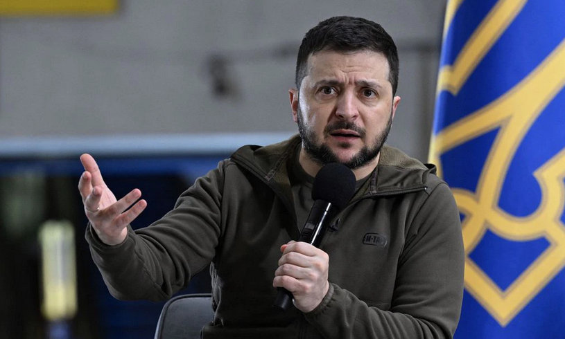 Tổng thống Zelensky họp báo tại thủ đô Kiev của Ukraine hôm 24/4. Ảnh: AFP.