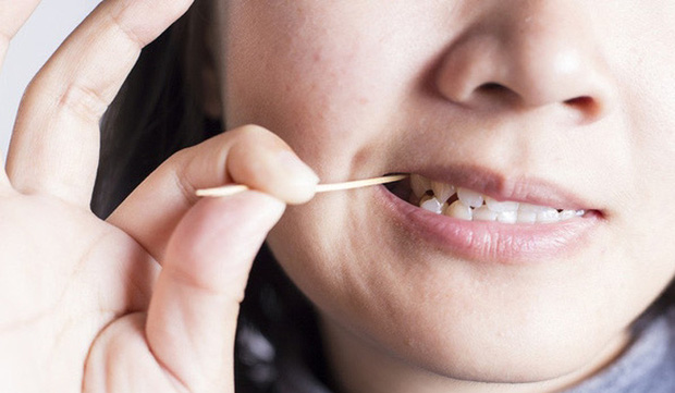 4 thói quen tưởng là vô hại nhưng thực tế lại dễ làm tổn thương răng, không muốn răng rụng sớm thì nên sửa ngay - Ảnh 3.