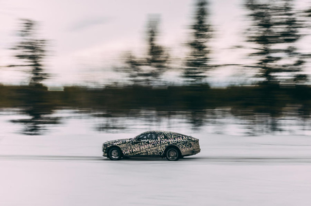 ‘Trên tay’ sớm Rolls-Royce Spectre trước ngày ra mắt năm sau - Siêu phẩm rất khác Phantom, Ghost và Cullinan về mọi mặt - Ảnh 2.