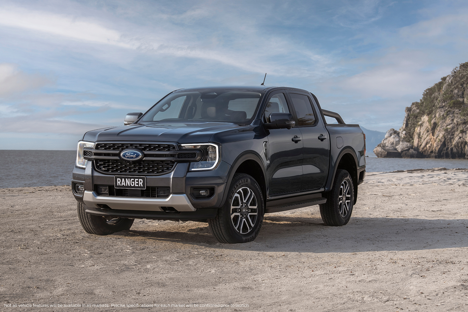 Đại lý báo Ford Ranger sắp thay đổi lớn tại Việt Nam: Thêm bản Sport giá 864 triệu, bỏ 2 phiên bản, tăng giá 10-20 triệu đồng từ tháng 5 - Ảnh 2. Đại lý báo Ford Ranger sắp thay đổi lớn tại Việt Nam: Thêm bản Sport giá 864 triệu, bỏ 2 phiên bản, tăng giá 10-20 triệu đồng từ tháng 5 - Ảnh 2.