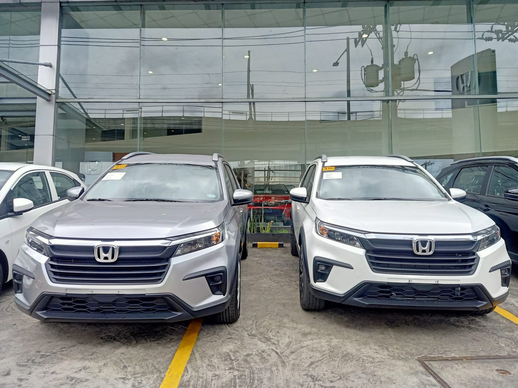 Đại lý báo giá dự kiến Honda BR-V từ 699 triệu đồng, có thể ra mắt ngay tháng sau đấu Xpander và Veloz Cross - Ảnh 2.