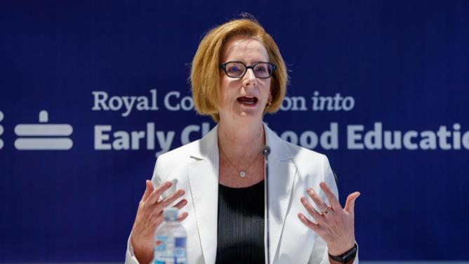 Former PM Julia Gillard has recommended preschool education be provided to all three-year-olds. (Matt Turner/AAP PHOTOS)