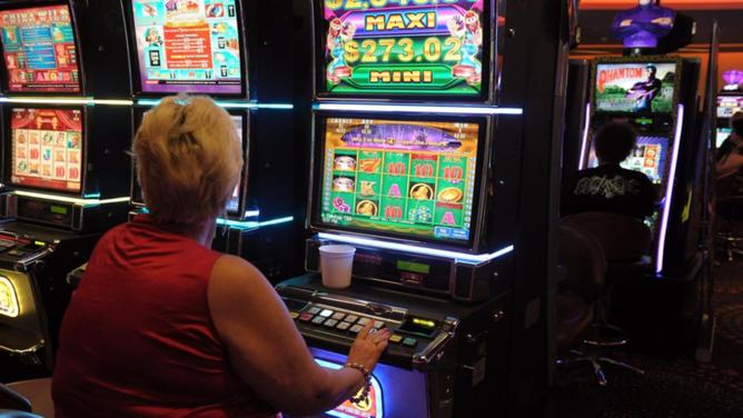 Fifty years after the gala opening of Australia's first casino, the gambling sector is in tatters. (Dan Peled/AAP PHOTOS)