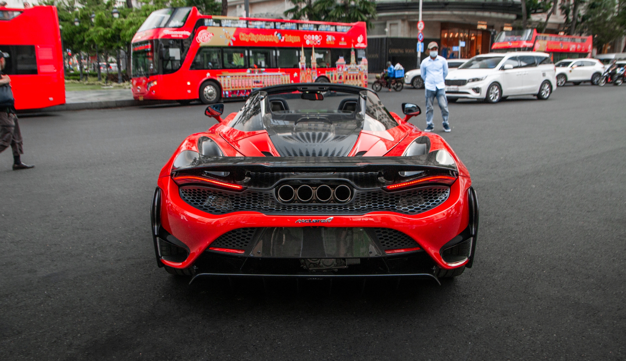 McLaren 765LT Spider đầu tiên về Việt Nam phục vụ giới đại gia, giá gần 30 tỷ đồng - Ảnh 9.