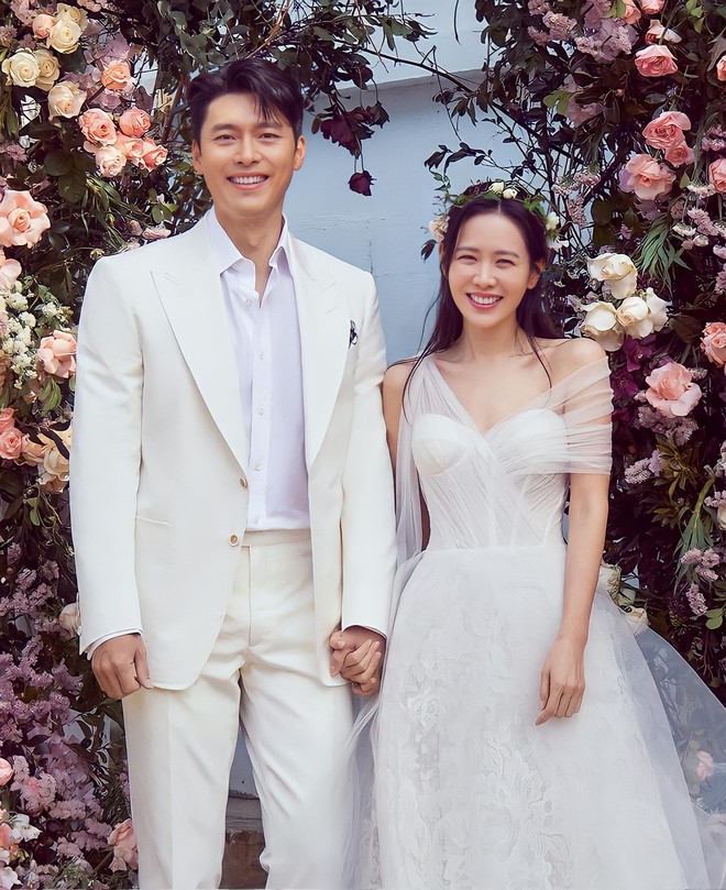 Son Ye Jin - Hyun Bin đưa quý tử đi dã ngoại, nhan sắc nữ diễn viên qua ống kính của ông xã gây sốt  - Ảnh 6.