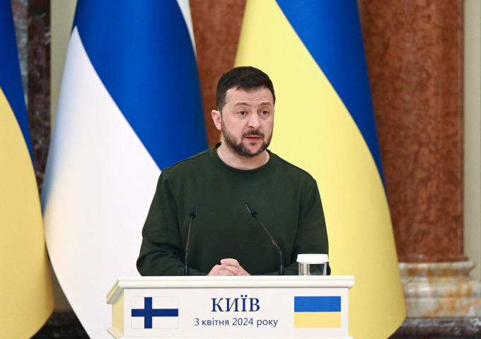 Tổng thống Volodymyr Zelensky trong cuộc họp báo tại thủ đô Kiev, Ukraine ngày 3/4. Ảnh: AFP