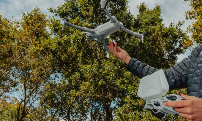 Một mẫu UAV của công ty Skydio. Ảnh: WSJ