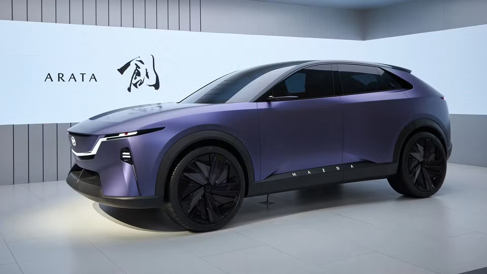 Ra mắt Mazda Arata Concept - SUV thuần điện ngang cỡ Mazda CX-5, chạy hơn 600km/sạc- Ảnh 2.