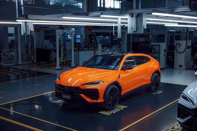 Vừa ra mắt, Lamborghini Urus SE đã rục rịch về Việt Nam - Ảnh 2.