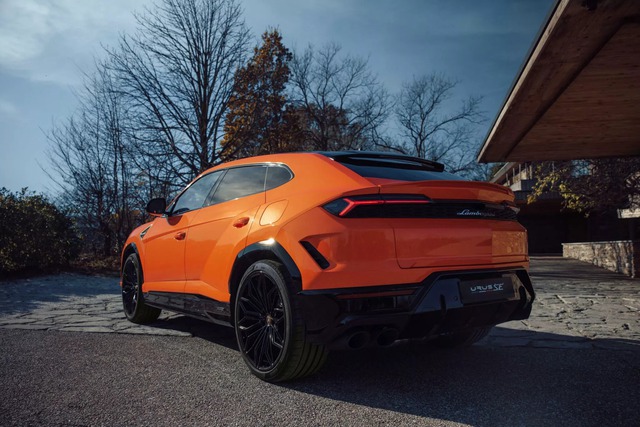 Vừa ra mắt, Lamborghini Urus SE đã rục rịch về Việt Nam - Ảnh 3.