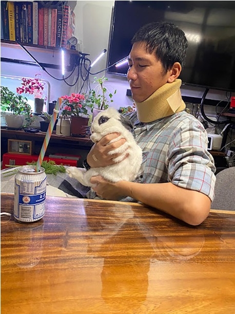 Shane gặp nhiều tổn thương sau tai nạn. Ảnh: SHANE ANG
