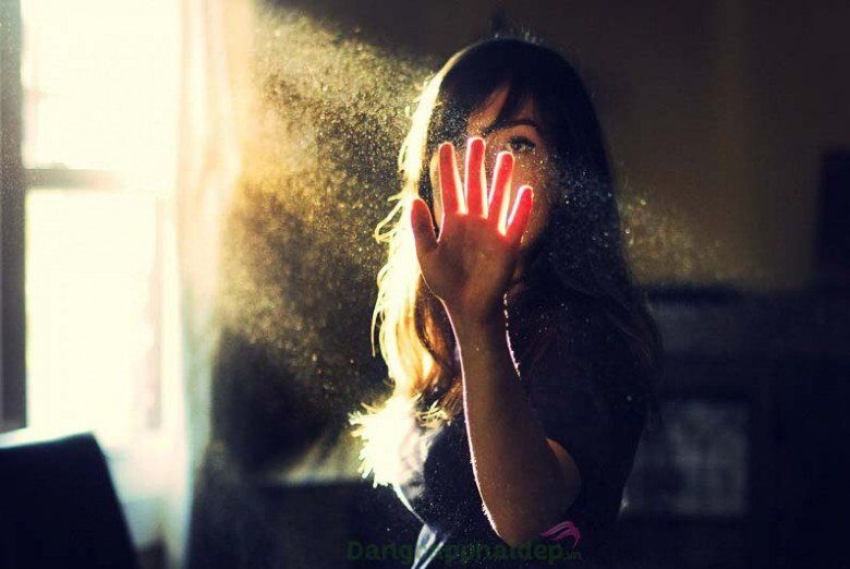 Quy tắc 2-2-2 khi thoa kem chống nắng giúp amp;#34;chặn đứngamp;#34; ánh sáng khả kiến làm da sạm màu, lão hóa nhanh - 2