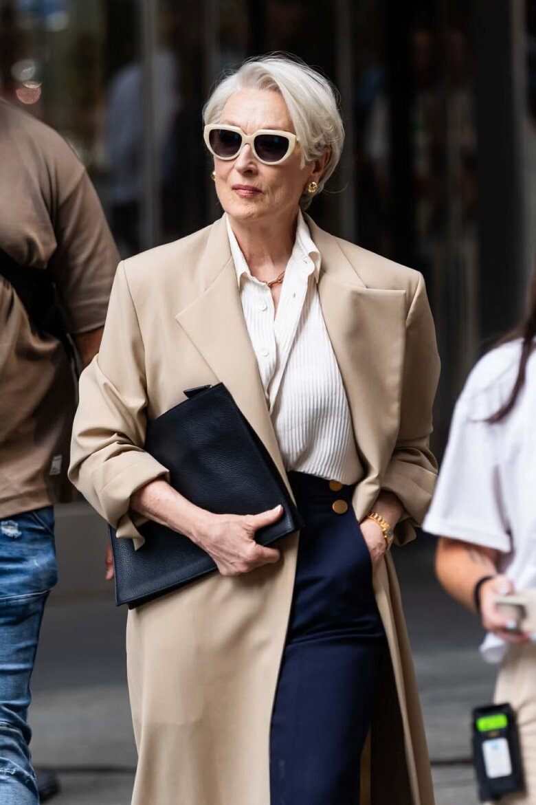 Công thức biến tủ đồ công sở của bạn đẹp như trong phim The Devil Wears Prada - 2