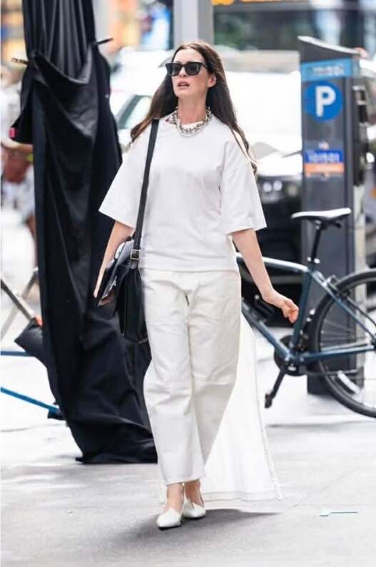 Công thức biến tủ đồ công sở của bạn đẹp như trong phim The Devil Wears Prada - 7