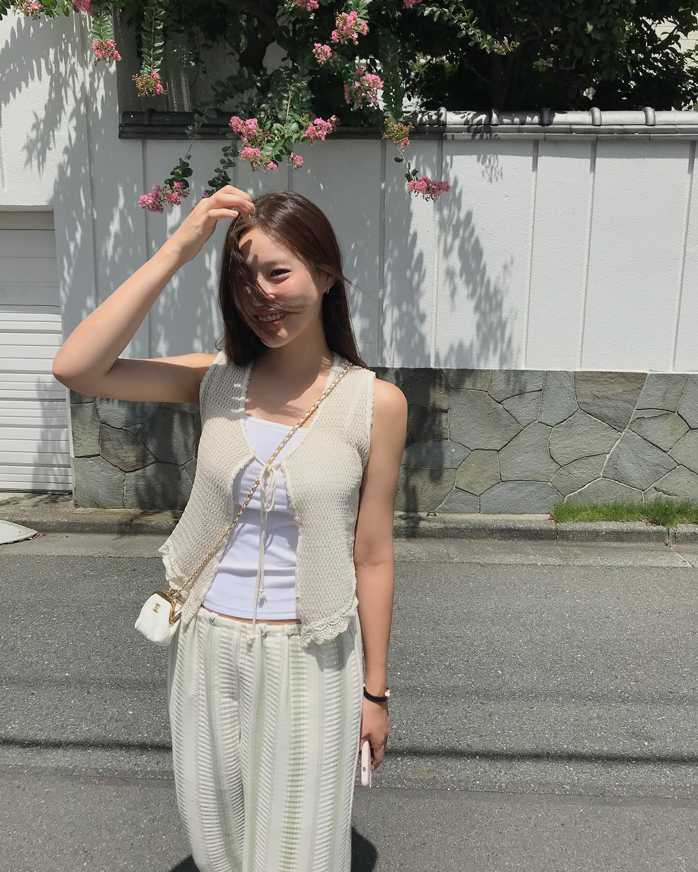 5 cách diện quần ống rộng khi đi du lịch giúp chị em amp;#34;hack dángamp;#34;, lên hình sống ảo cực đẹp - 5