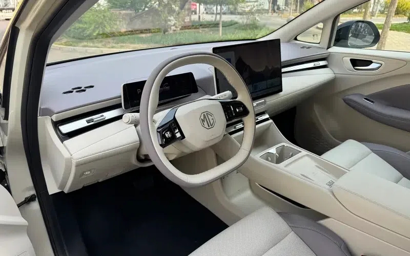 MG4 2026 ra mắt: Nhiều trang bị ít thấy trong phân khúc, trợ lý ảo, ghế massage, đỡ chân, chạy tới 530km/sạc- Ảnh 5.