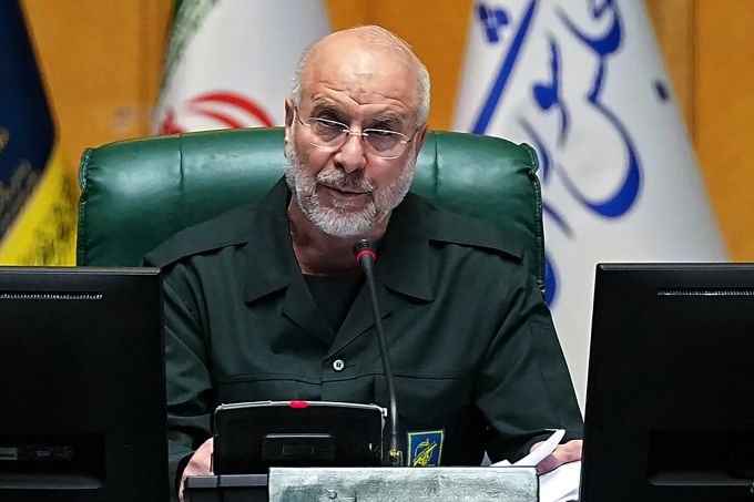Chủ tịch Quốc hội Iran Mohammad Bagher Ghalibaf chủ trì một cuộc họp ở Tehran ngày 1/2. Ảnh: AFP