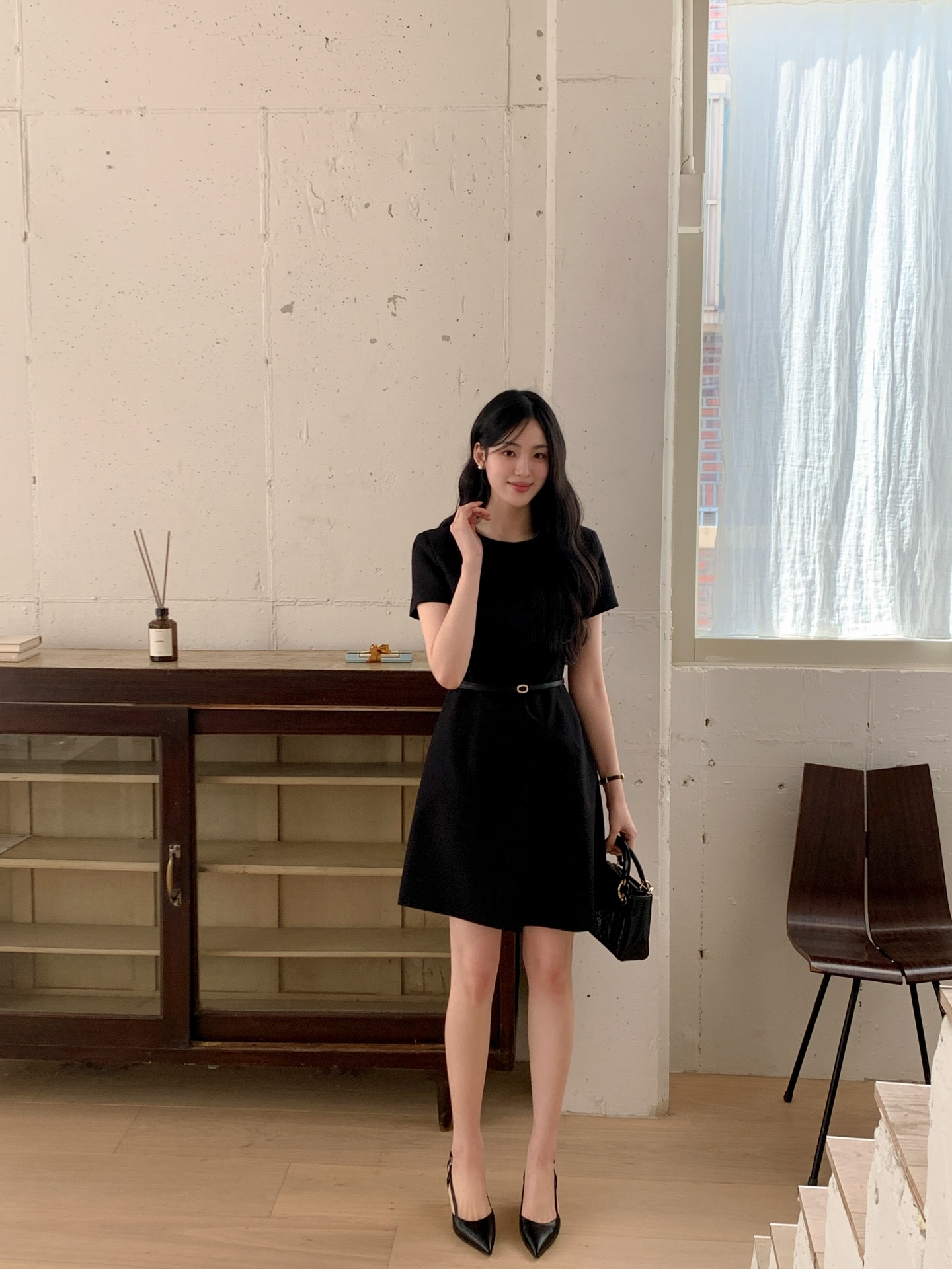 Mặc đồ ngắn chưa đủ đẹp, chị em phối cùng 3 kiểu giày này là amp;#34;kéo chânamp;#34; khéo, nâng tầm phong cách rõ rệt - 3