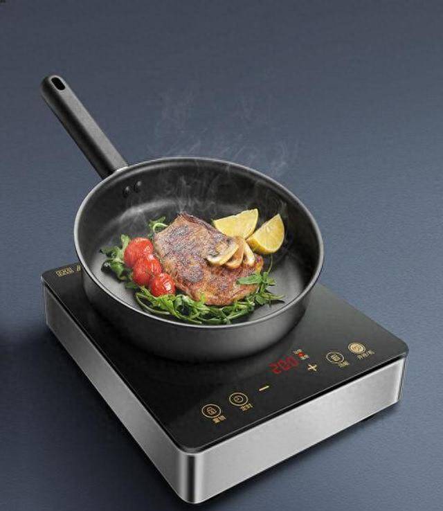 Gas tăng, nhiều người bỏ bếp gas nhưng không dùng bếp từ mà chọn loại bếp này - 2