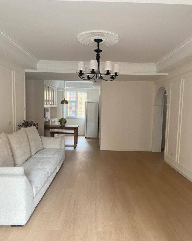 Không phải sàn gạch men hay sàn gỗ, ngày càng nhiều gia đình chọn 2 loại này vì ưu điểm khó cưỡng - 4