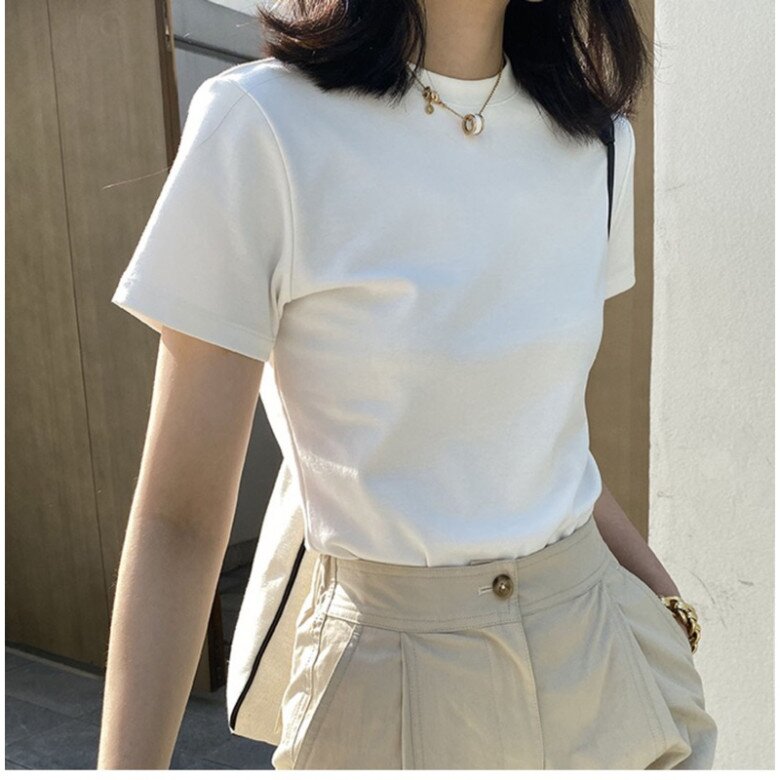 5 kiểu áo thun mùa Hè chị em nên amp;#34;né gấpamp;#34; nếu không muốn mặc lên vừa kém sang lại nhanh hỏng - 2