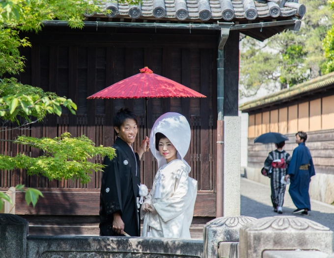 Nhật Bản là quốc gia duy nhất trên thế giới còn duy trì quy định vợ chồng phải chung họ sau khi kết hôn. Ảnh minh họa; Pexels