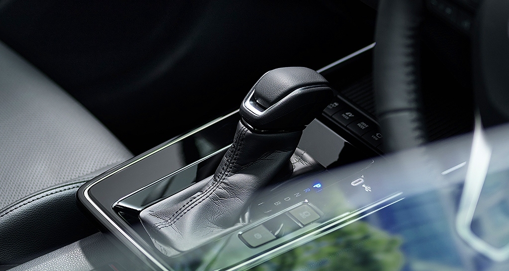 Toyota Corolla Cross sắp được nâng cấp, nhưng nhiều tính năng vẫn "vắng mặt" dù đối thủ đã có- Ảnh 2.