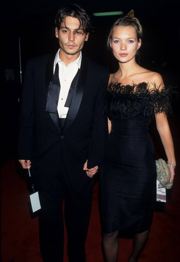 Ai đó chê Johnny Depp kém sang thì lại mà xem mấy chục năm trước anh đã là fashion icon - Ảnh 2.