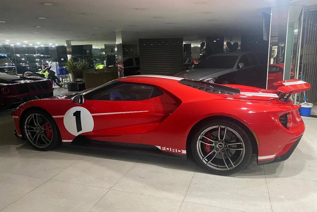 Hé lộ lý do chiếc Ford GT độc nhất Việt Nam phải lộ diện dù không xuất hiện trong gần 1 năm - Ảnh 2. Hé lộ lý do chiếc Ford GT độc nhất Việt Nam phải lộ diện dù không xuất hiện trong gần 1 năm - Ảnh 2.