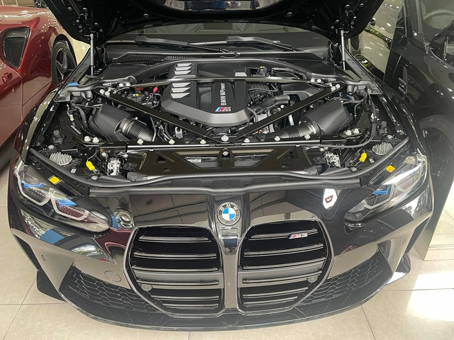 BMW M3 2022 đầu tiên về Việt Nam: Hàng hiệu cho dân chơi dám bỏ vài tỷ đồng để mua xe số sàn - Ảnh 6.