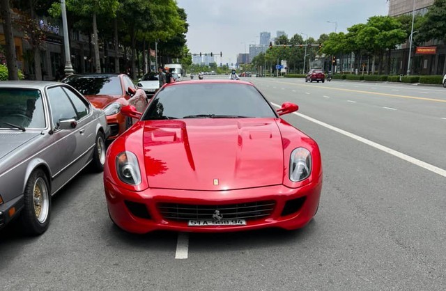 Ferrari 599 GTB cũ của ông Đặng Lê Nguyên Vũ được rao bán lại với giá hơn 9 tỷ đồng - Ảnh 4.