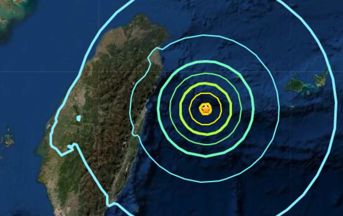 Tâm chấn trận động đất ngoài khơi đảo Đài Loan hôm nay. Ảnh: USGS.