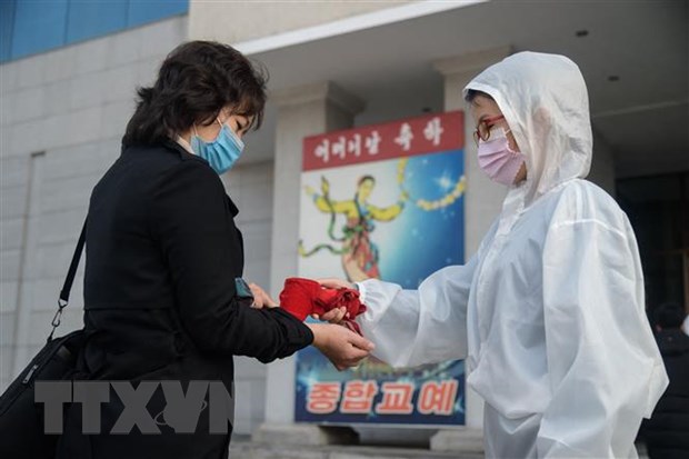 KCNA: Trieu Tien ghi nhan 6 ca tu vong dau tien do COVID-19 hinh anh 1