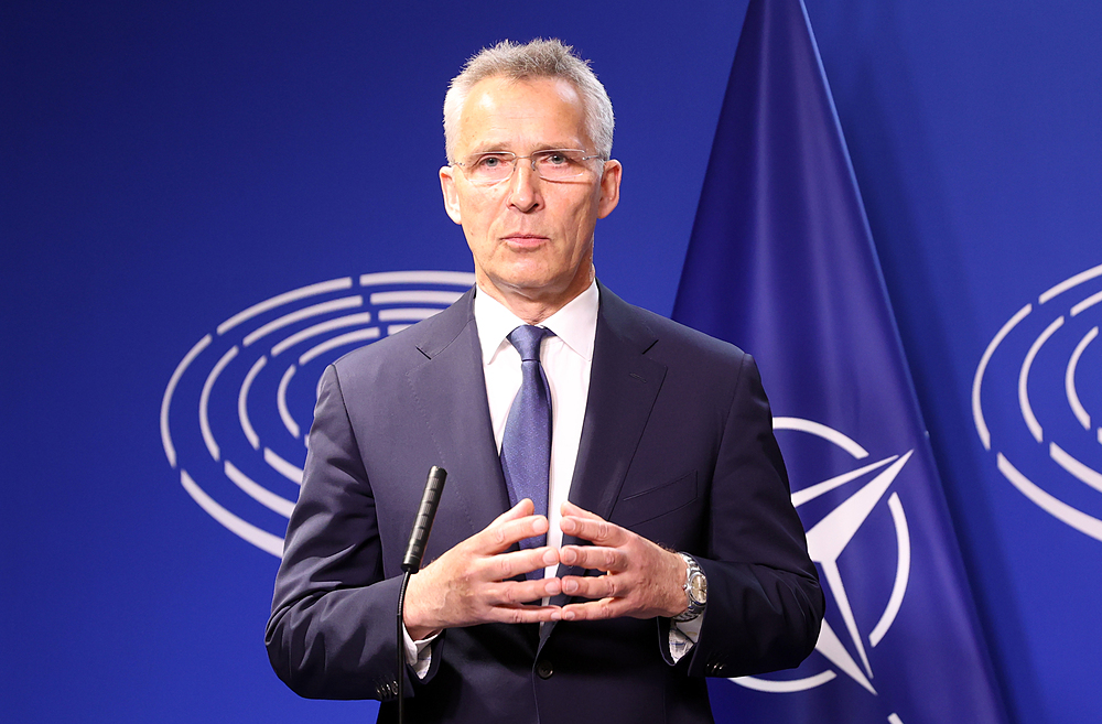 Tổng thư ký NATO Jens Stoltenberg tại cuộc họp báo ở Nghị viện châu Âu tháng trước. Ảnh: AFP.