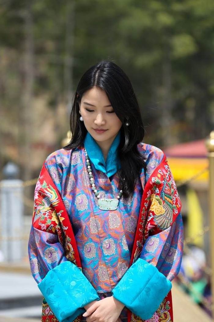 Nhan sắc hoàng hậu trẻ nhất châu Á đẹp nền nã, vượt xa các hoa hậu đình đám - 1