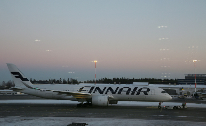 Máy bay hãng Finnair ở sân bay Helsinki-Vantaa tại Vantaa, Phần Lan hồi tháng 2. Ảnh: Reuters