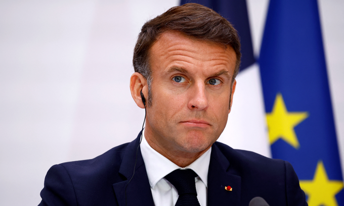 Ông Macron trong buổi họp báo chung với ông Tập tại Paris ngày 6/5. Ảnh: Reuters