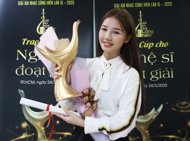 Nữ ca sĩ Gen Z sở hữu nhiều đề cử và giải thưởng kể từ khi mới bước chân vào con đường nghệ thuật.