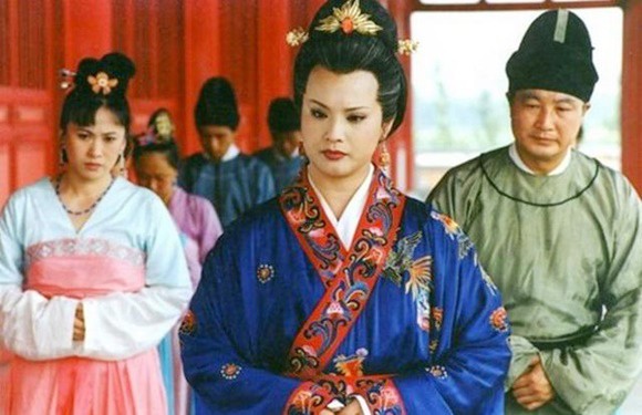 Trương Thanh trong vai Võ Tắc Thiên phim Thượng Quan Uyển Nhi.