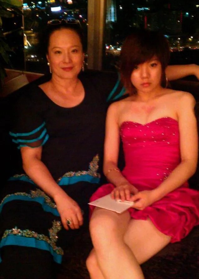 Trương Thanh và con gái.