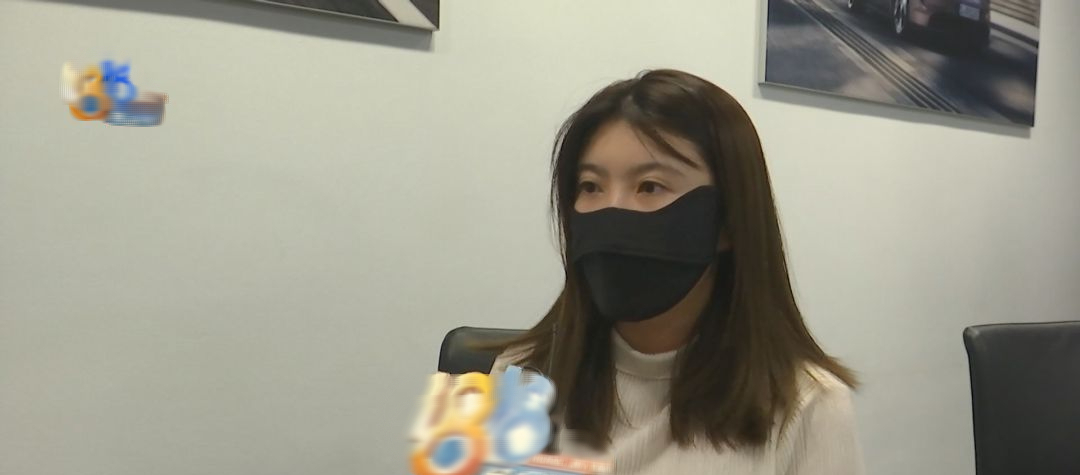 Người phụ nữ bỏ 3,5 tỷ đồng mua Porsche điện tại Trung Quốc, nửa tháng sau đã phát hiện lỗi, hãng tuyên bố: Lỗi tại móng tay của chị- Ảnh 2. Người phụ nữ bỏ 3,5 tỷ đồng mua Porsche điện tại Trung Quốc, nửa tháng sau đã phát hiện lỗi, hãng tuyên bố: Lỗi tại móng tay của chị- Ảnh 2.