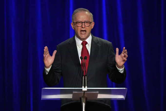 Thủ tướng Australia Anthony Albanese phát biểu sau chiến thắng bầu cử tại Sydney ngày 3/5. Ảnh: AP