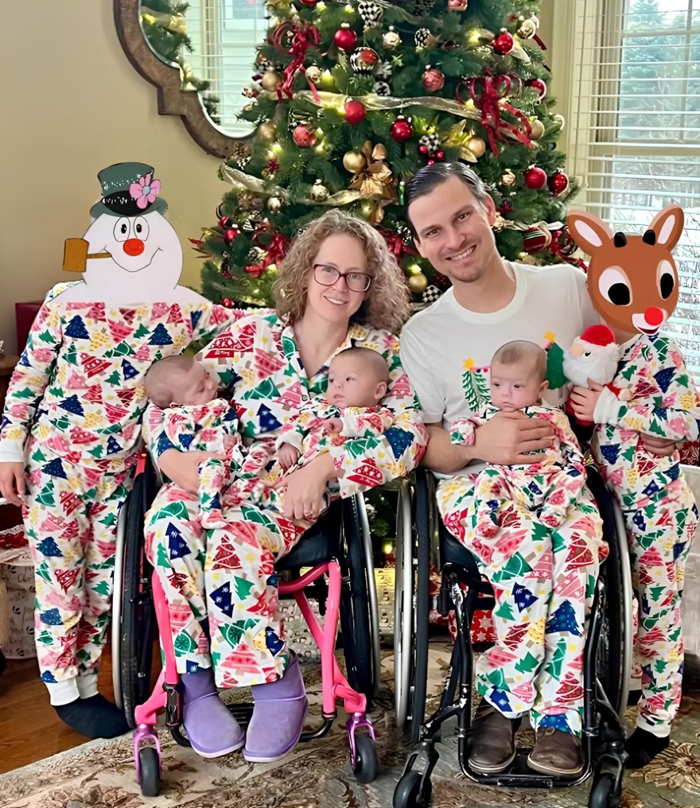 Gia đình Woodward trong lễ Giáng sinh năm 2024. Ảnh: Stephanie Woodward