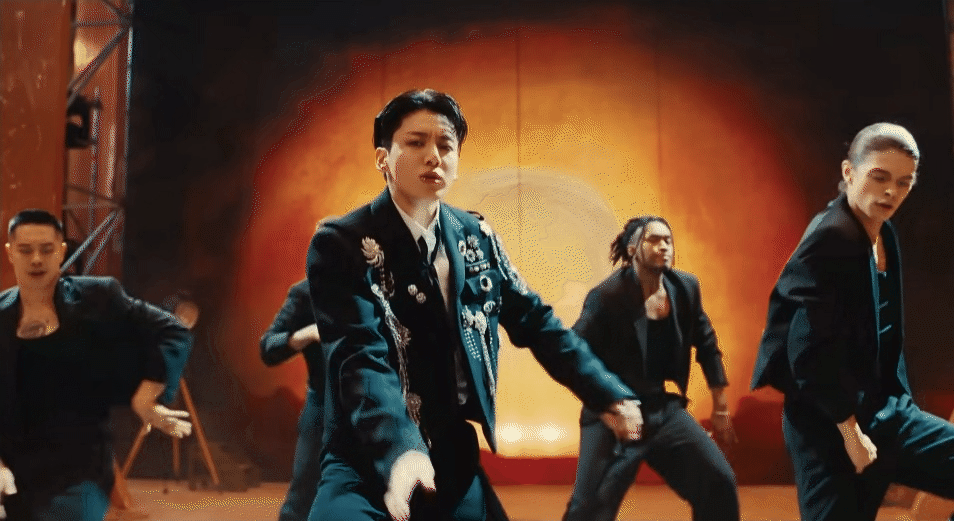 Chủ nhân khung hình “tuyệt đối điện ảnh” tại Met Gala: Người tạo nên ông hoàng Michael Jackson, khen 1 câu đưa em út BTS lên hàng popstar- Ảnh 10.