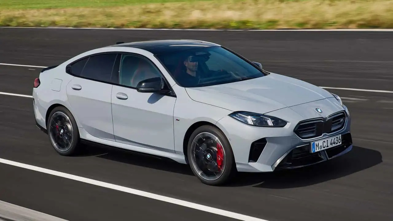 BMW 3 Series sắp có đàn em cỡ nhỏ hơn, giá dễ rẻ hơn, chỉ chạy điện- Ảnh 2.