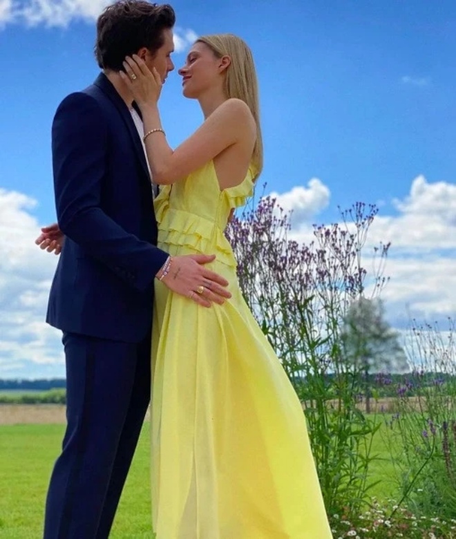 Nicola khi mới yêu Brooklyn, từng được Beck-Vic rất yêu quý.